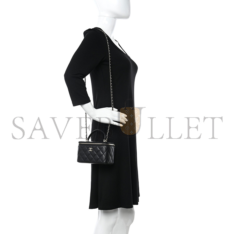 CHANEL MASTER  LAMBSKIN QUILTED SMALL VANITY CASE WITH CHAIN BLACK (17*9*8cm) 